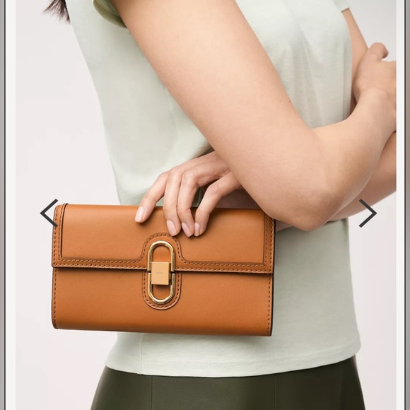 Woman's Handbags Fossil Avondale Wallet Crossbody - Picture 2 of 7